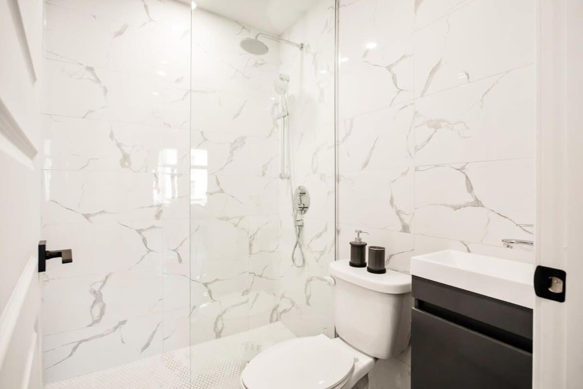 몬트리올 M11 Luxury 1Br Sofa Bed In The Heart Of Plateaumile-End 아파트 외부 사진